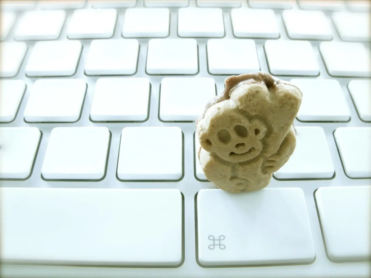 Cleaning Trick for Keyboards: A Simple Solution Revealed