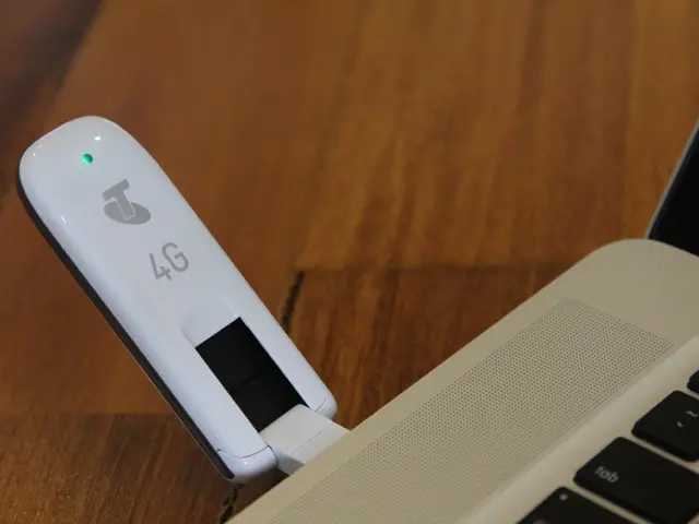 Potential Resolution of 12VHPWR Overheating Issues? Asus Demonstrates Capacity of BTF Cable...