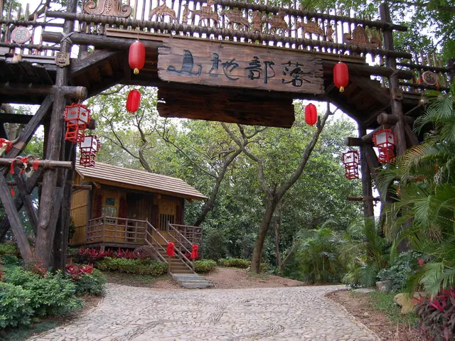 Spice Up Your Winter Indoors with these 8 Spectacular Red Amaryllis Varieties for Elevated Seasonal...