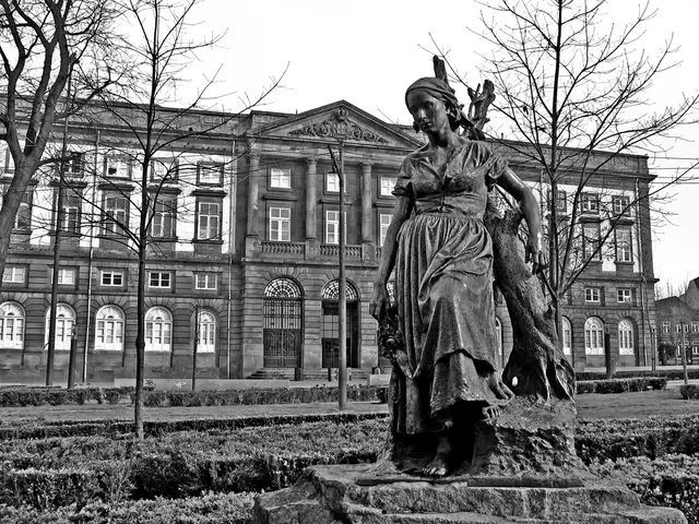 Sculpture entitled "Living Room," crafted by Dorothee Bielfeld