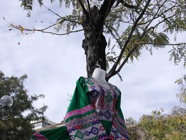 Revelry of Wardrobe Swap Event at DIE LINKE