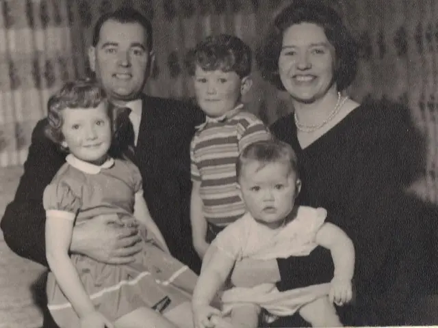 Examining the Influence of Genetic Examinations on Family Decisions Regarding Health Matters