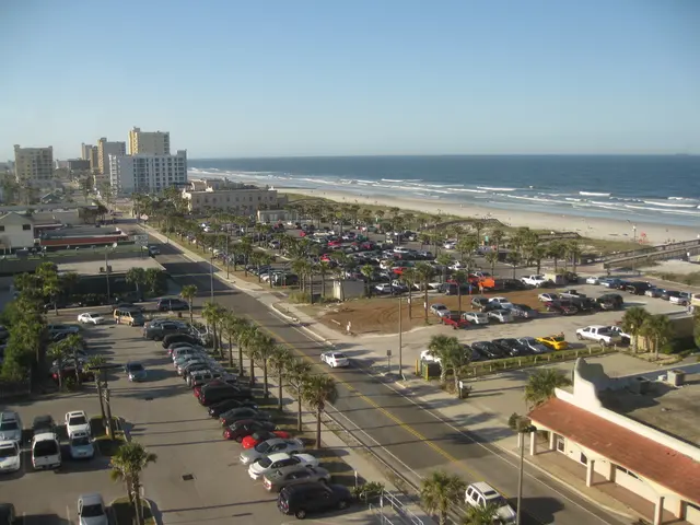 Monitoring the plastic pollution in our seas