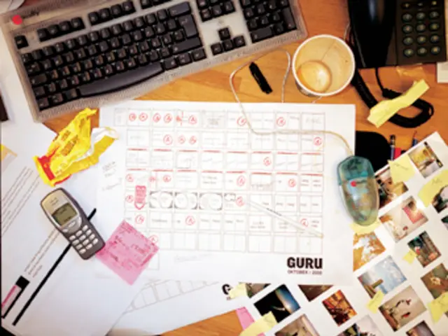 Guide to Crafting 3D Printed Phone Stands: A Straightforward Approach to DIY Production