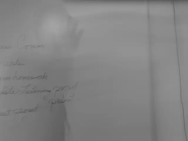 Overcoming Clutter Challenges: Understanding and Surmounting Your Unique Obstacles in Decluttering