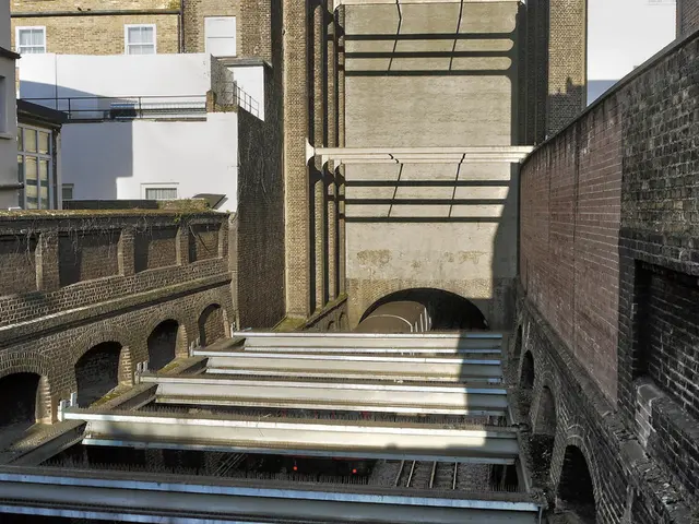 "Movie Premiere at Schlossberg's Municipal Cinema on the 20th: Special Event called 'Tunnel...