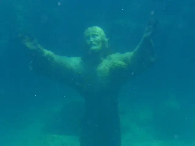 Volcanic eruptions and hurricane-force winds causing chaos on Big Island