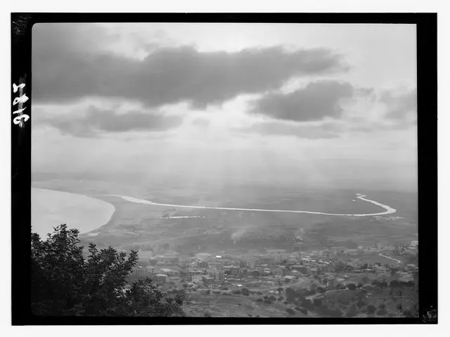 Eyeshadow Tones that Complement Your Unique Skin Hue